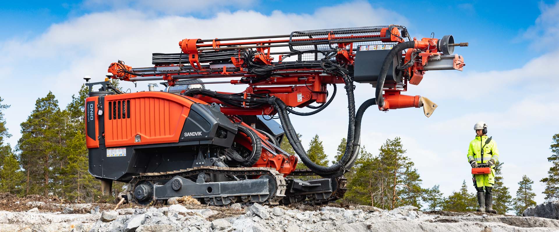 Sandvik-DINO-DC420Ri-hero-image-1920px.jpg