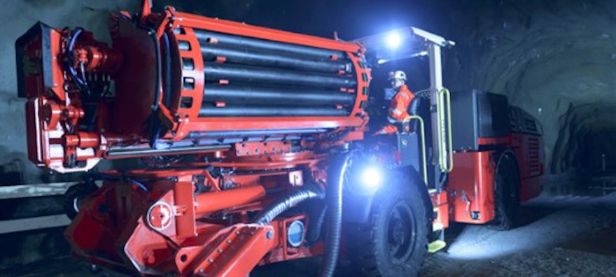 Sandvik DU412i Articulated in-the-hole production drill rig