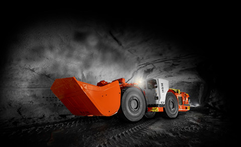 Toro™ LH514 underground loader in mine