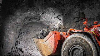  Toro™ LH514 underground loader in mine