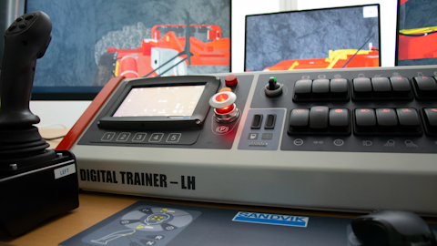 Portable digital trainer -LH