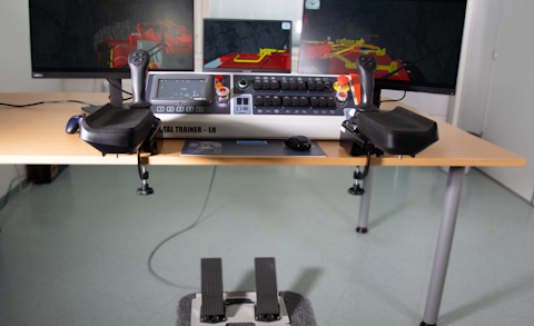 Portable digital trainer -LH