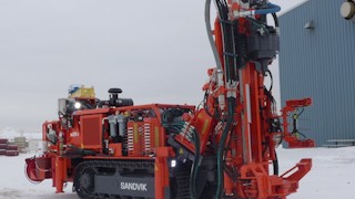 DU211-T Tracked in-the-hole production drill rig