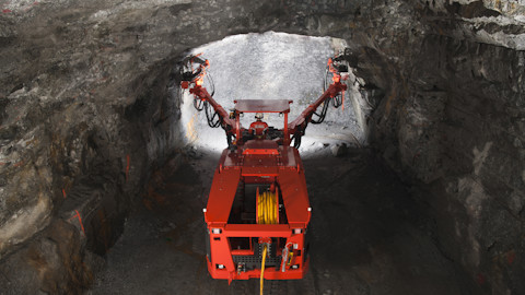 DT621 Tunneling jumbo
